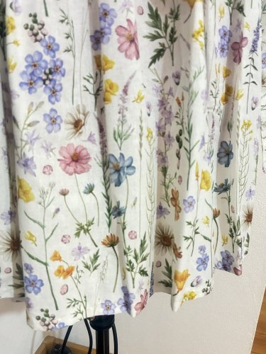 Zavinovací sukně skládaná - luční kvítí