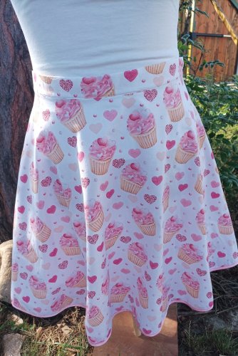Sukně půlkolová cupcakes - velikost: 46